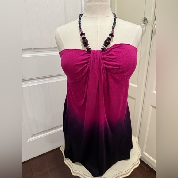 VENUS Womens Medium Fuchsia Ombré Halter Top with Beautiful Beaded Necklace - Picture 2 of 10